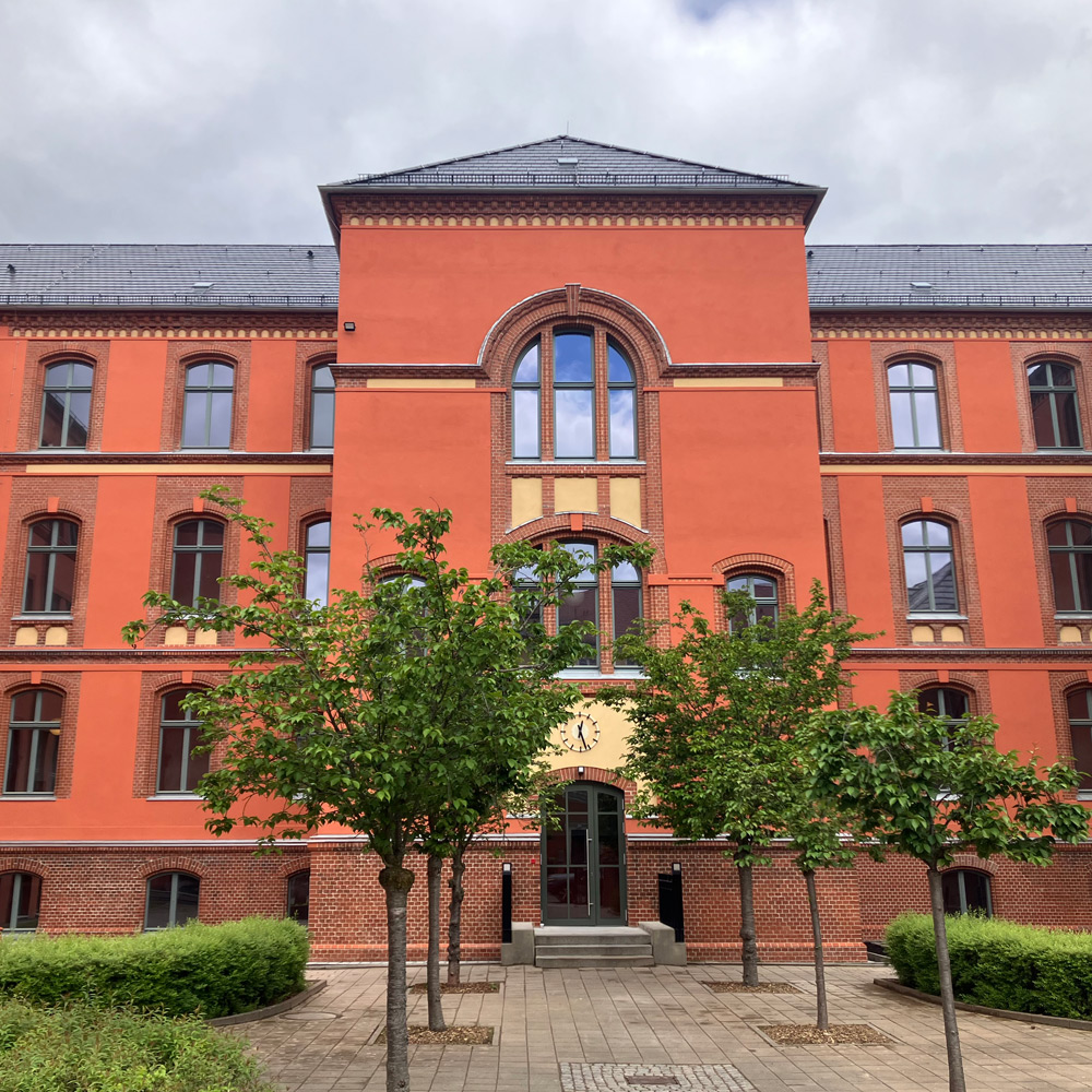 Frankfurt, Otto-Brenner-Haus